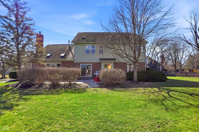 10828 Woodmont Lane, Fishers, IN 46037