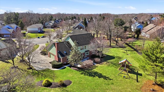 10828 Woodmont Lane, Fishers, IN 46037