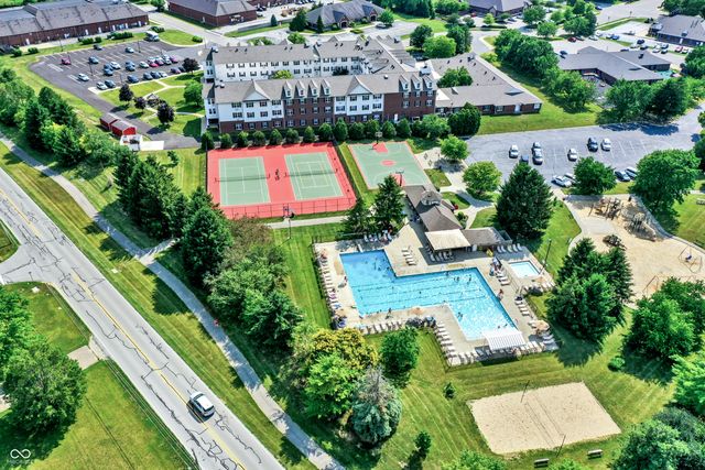 10828 Woodmont Lane, Fishers, IN 46037