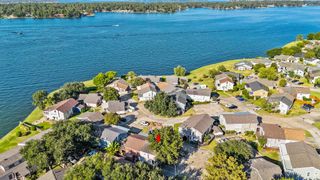 132 April Point Drive N, Conroe, TX 77356