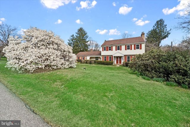 2 JOBS LN, Newark, DE 19711