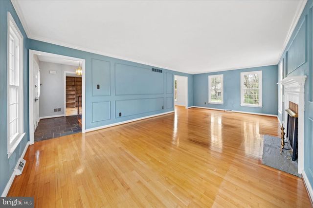 2 JOBS LN, Newark, DE 19711