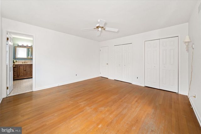 2 JOBS LN, Newark, DE 19711