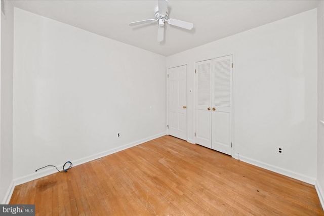 2 JOBS LN, Newark, DE 19711