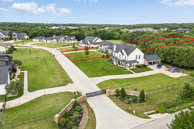 1925 Creek View Court, Argyle, TX 76226