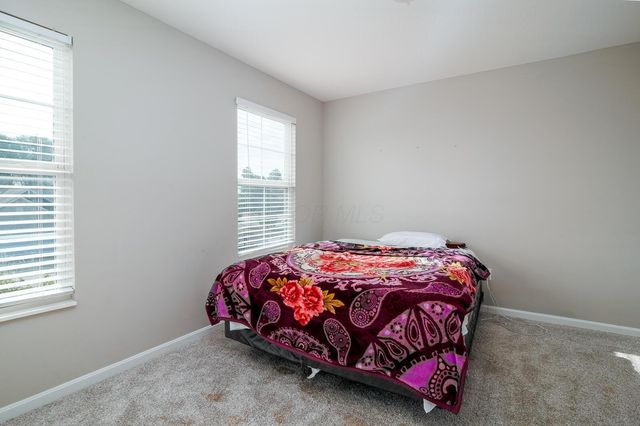 1963 Spring Cove Drive, Grove City, OH 43123