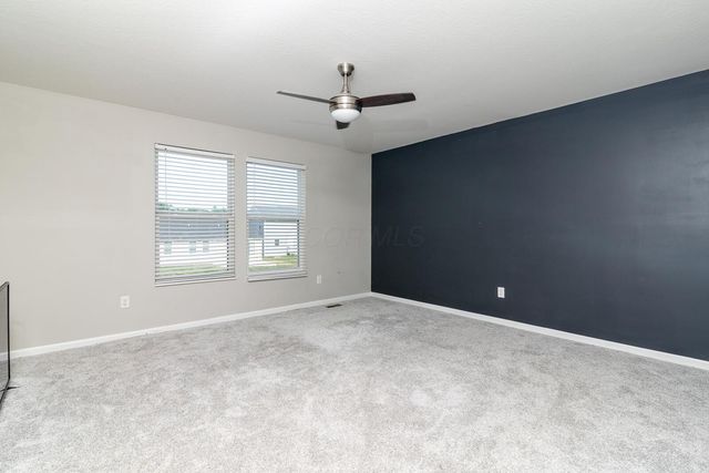 1963 Spring Cove Drive, Grove City, OH 43123
