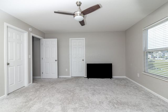 1963 Spring Cove Drive, Grove City, OH 43123