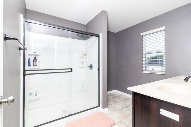 1963 Spring Cove Drive, Grove City, OH 43123