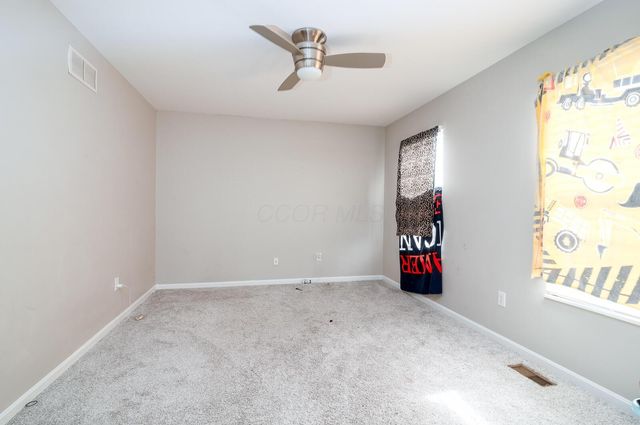 1963 Spring Cove Drive, Grove City, OH 43123