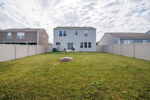 1963 Spring Cove Drive, Grove City, OH 43123