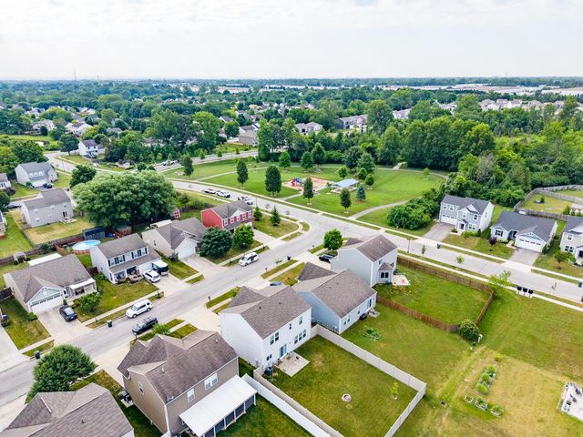 1963 Spring Cove Drive, Grove City, OH 43123