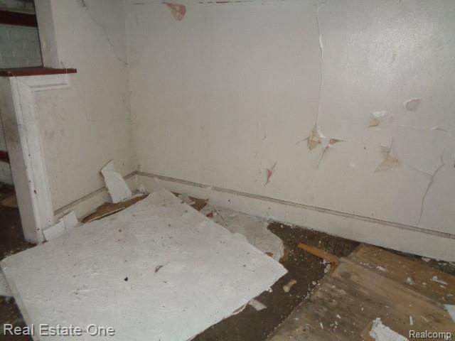 5776 Lakeview Street, Detroit, MI 48213