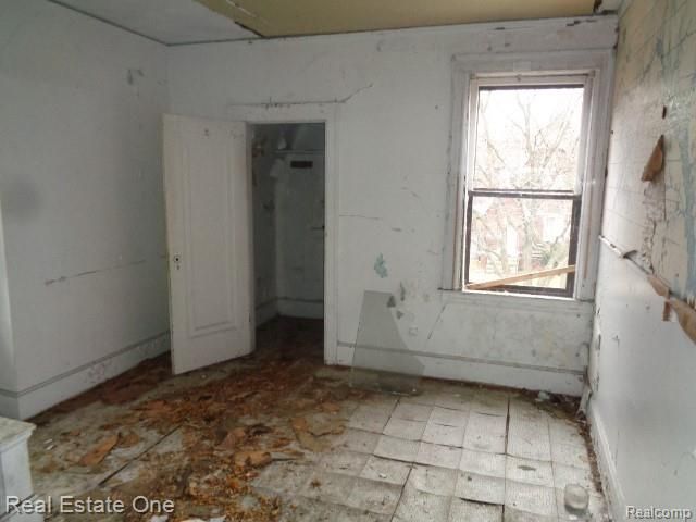 5776 Lakeview Street, Detroit, MI 48213