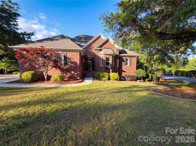 142 Canterbury Crossing, Fort Mill, SC 29708