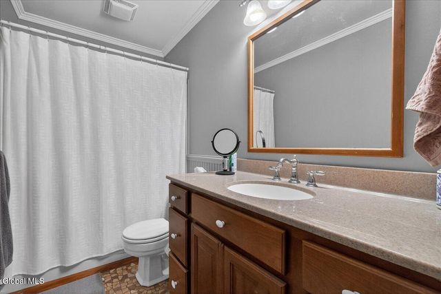 221 Droms Road, Glenville, NY 12302