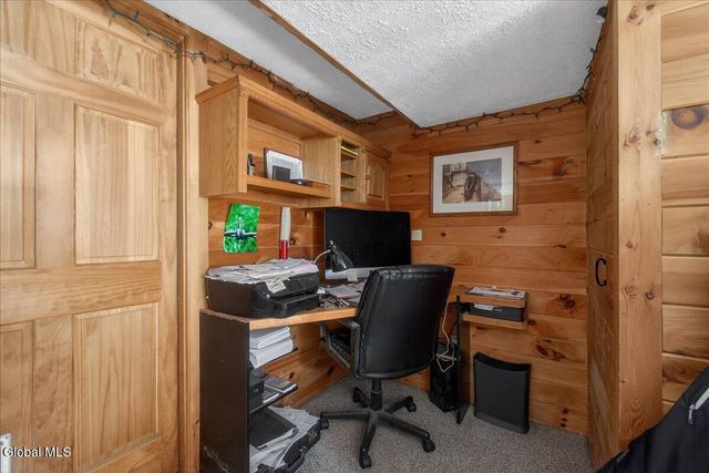 221 Droms Road, Glenville, NY 12302