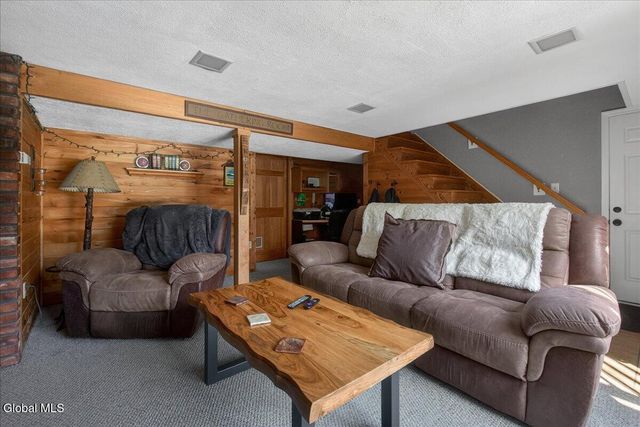 221 Droms Road, Glenville, NY 12302