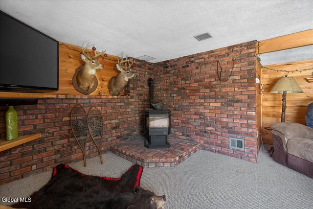 221 Droms Road, Glenville, NY 12302