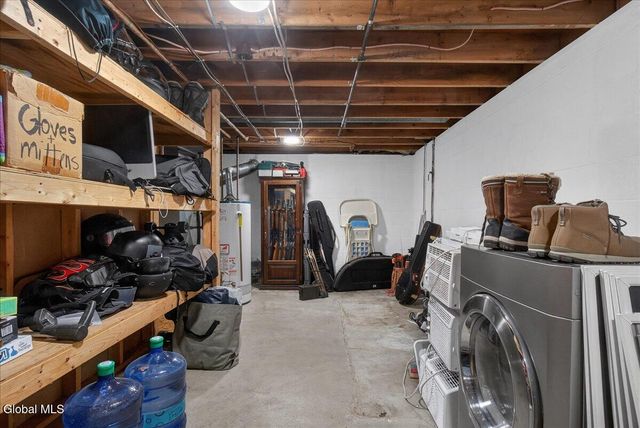 221 Droms Road, Glenville, NY 12302