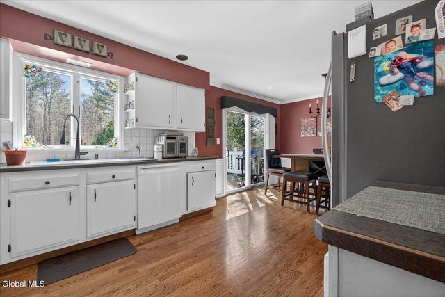 221 Droms Road, Glenville, NY 12302