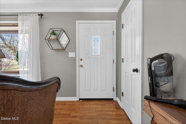 221 Droms Road, Glenville, NY 12302