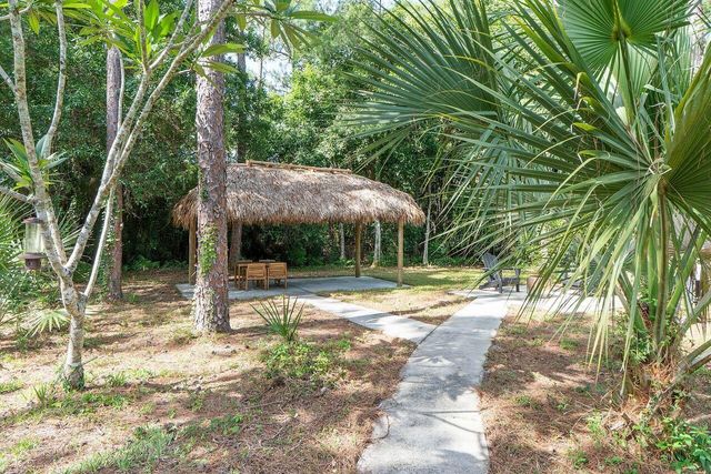 9608 Mockingbird Trail, Jupiter, FL 33478