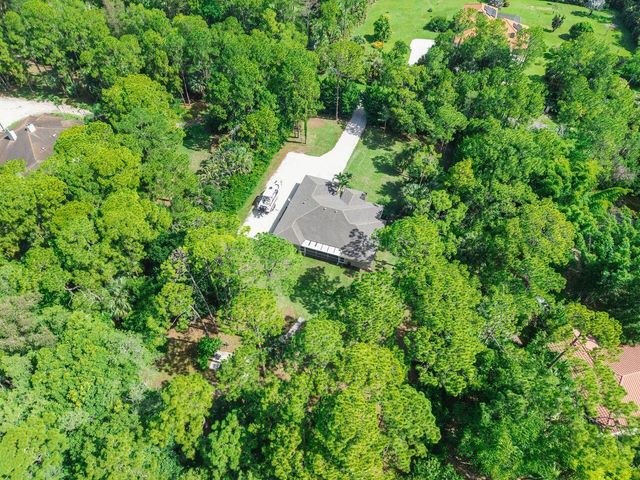 9608 Mockingbird Trail, Jupiter, FL 33478