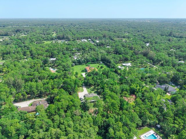 9608 Mockingbird Trail, Jupiter, FL 33478