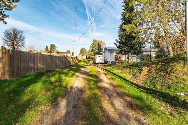 12824 W 6th Ave, Cheney, WA 99004