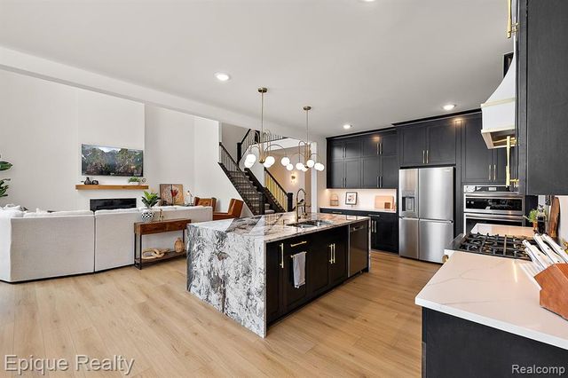 24603 Callaway Drive, Macomb, MI 48042