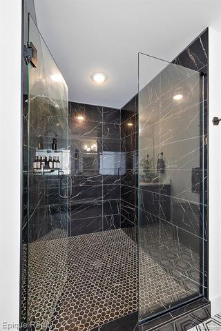 24603 Callaway Drive, Macomb, MI 48042