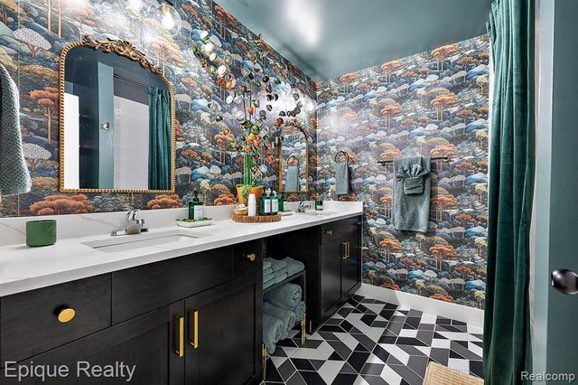 24603 Callaway Drive, Macomb, MI 48042