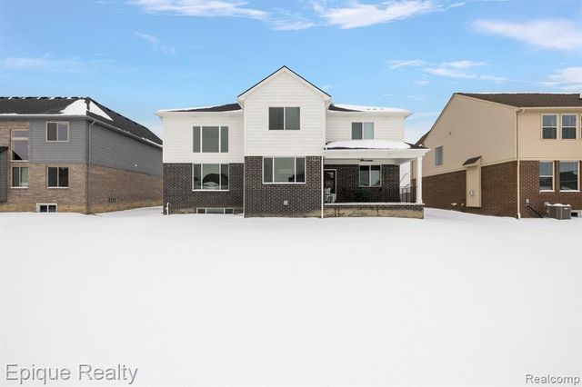 24603 Callaway Drive, Macomb, MI 48042