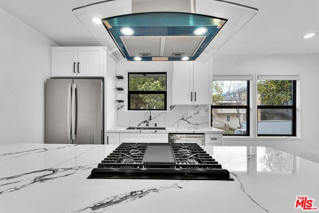 926 N Spaulding Avenue 5, West Hollywood, CA 90046