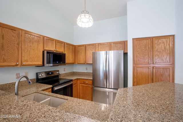 6851 S CORAL GABLE Drive, Chandler, AZ 85249