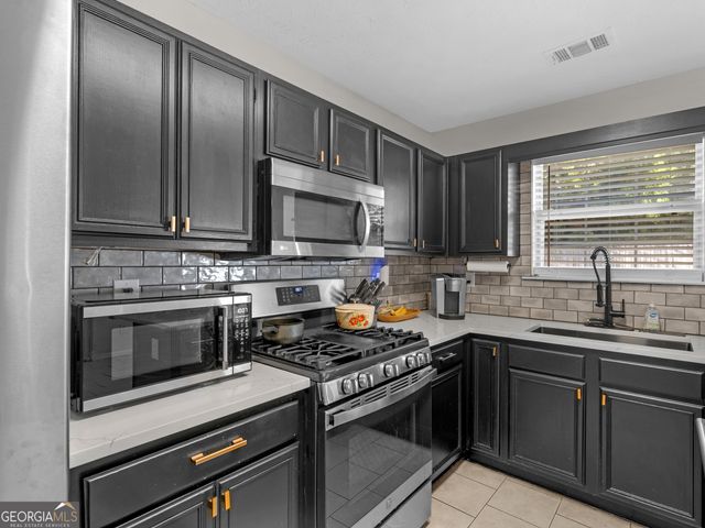 209 Brannans Walk, Mcdonough, GA 30253