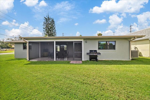 4611 TOPSAIL TRAIL, New Port Richey, FL 34652