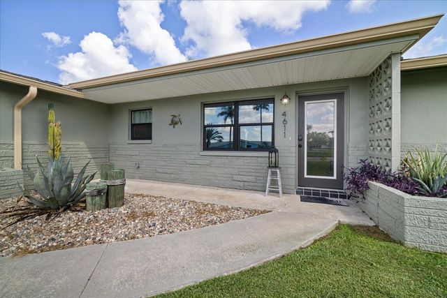 4611 TOPSAIL TRAIL, New Port Richey, FL 34652