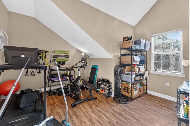2224 W Vista Bella DRIVE, Oak Creek, WI 53154