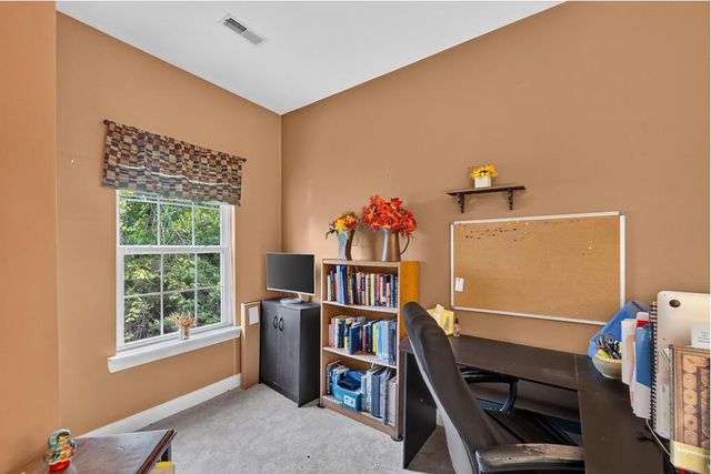 2224 W Vista Bella DRIVE, Oak Creek, WI 53154