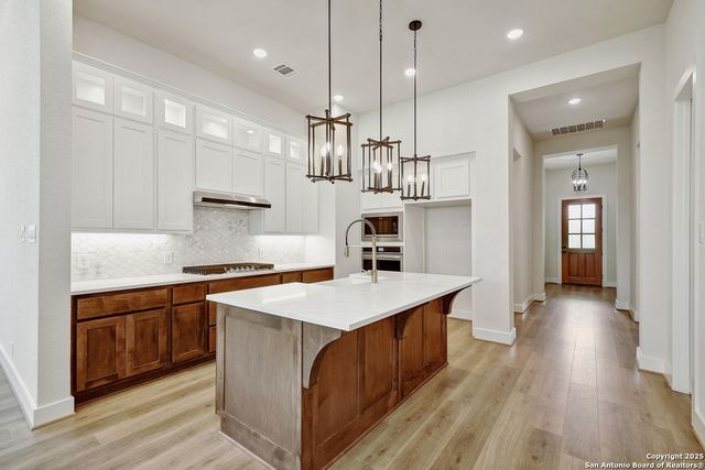 11730 Warlock, San Antonio, TX 78254