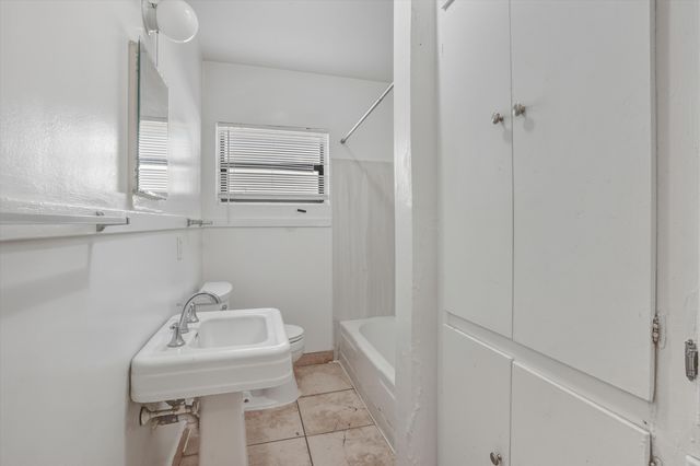 815 Girard Boulevard NE, Albuquerque, NM 87106