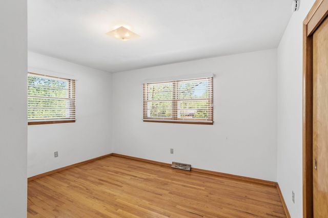 2306 WALTHER CT, Columbia, MO 65203