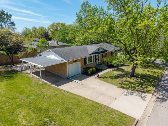 2306 WALTHER CT, Columbia, MO 65203