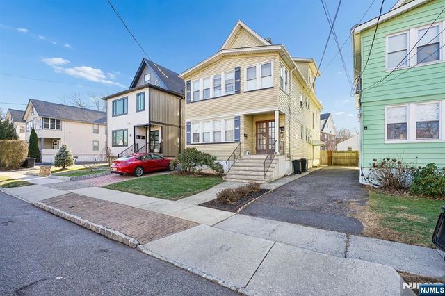 17 Wilfred Street, Montclair, NJ 07042