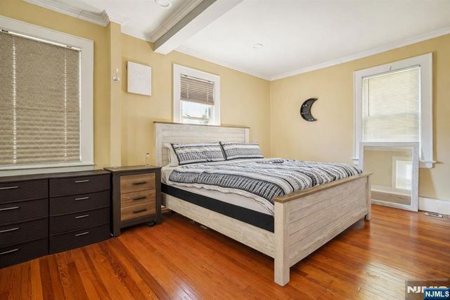 17 Wilfred Street, Montclair, NJ 07042