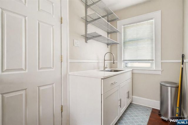 17 Wilfred Street, Montclair, NJ 07042