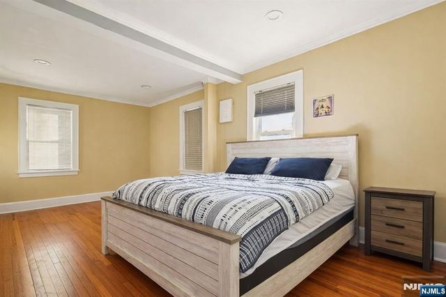 17 Wilfred Street, Montclair, NJ 07042