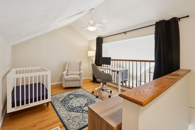 3315 N Racine Avenue D, Chicago, IL 60657